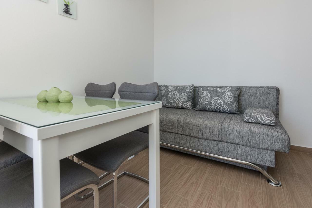 Apartmani Jadranka 斯塔利格拉德-帕克利尼卡 外观 照片