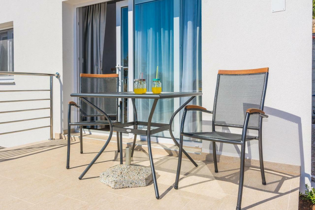 Apartmani Jadranka 斯塔利格拉德-帕克利尼卡 外观 照片