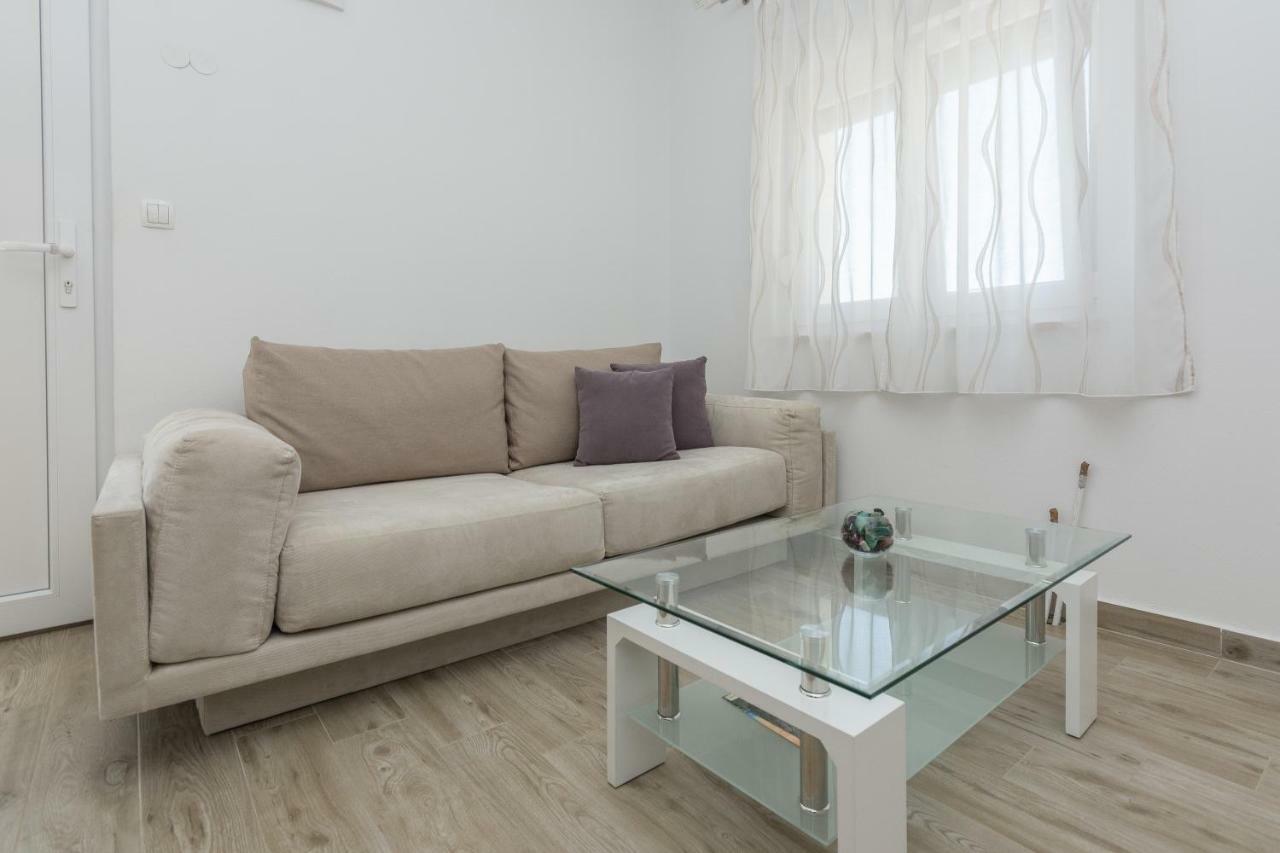 Apartmani Jadranka 斯塔利格拉德-帕克利尼卡 外观 照片